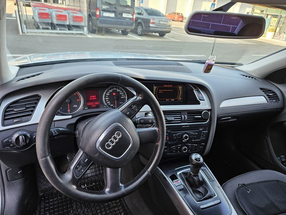 Vând Audi A4 B8 2008