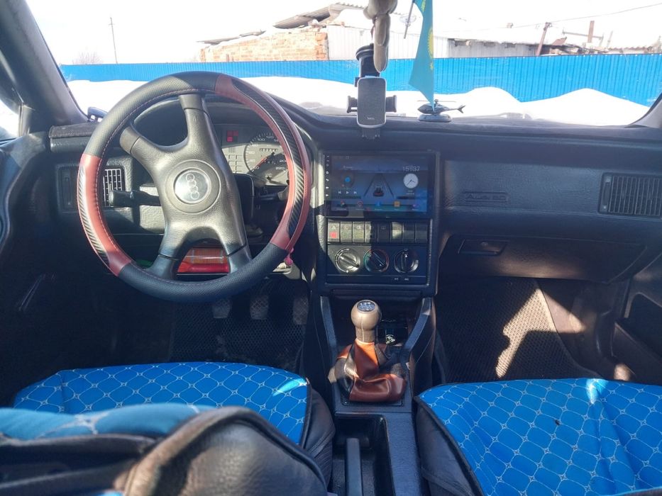 Продам  ауди Б4..