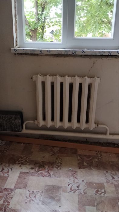 Продам чугунные батареи отопления