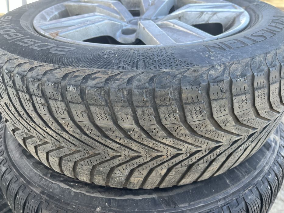 Vand 1bucata janta Audi A4 S4 B9 8W aliaj R16 8W0601025A