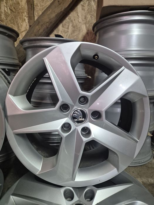 Jante originale r17 skoda, vw,audi ,seat