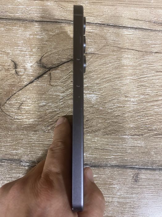 Samsung S24 FE 8/256 gb