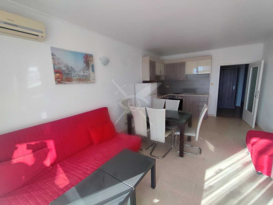 Тристаен апартамент в Несебър 70615