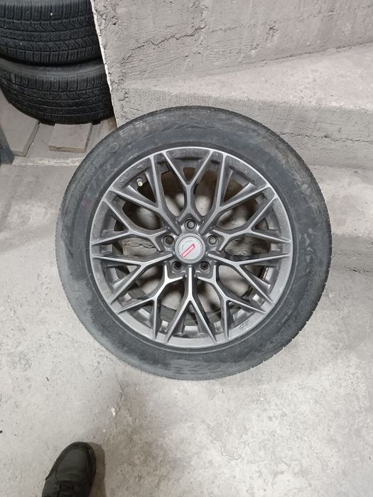 Продаю диски с резиной