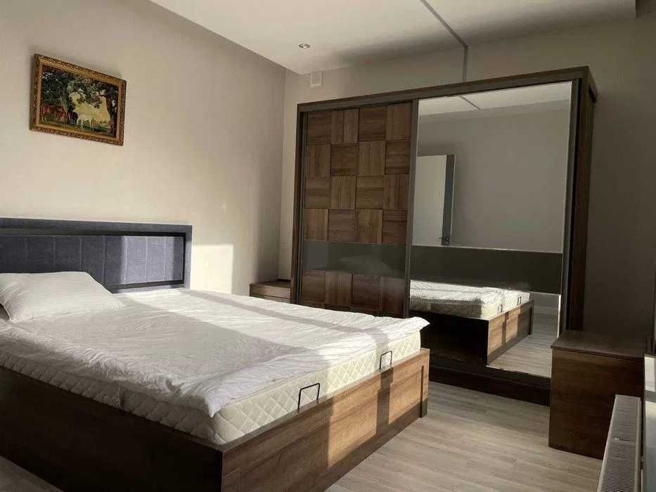 СРОЧНО! Сдаётся Евродом на Центр Луначарского / id888 /