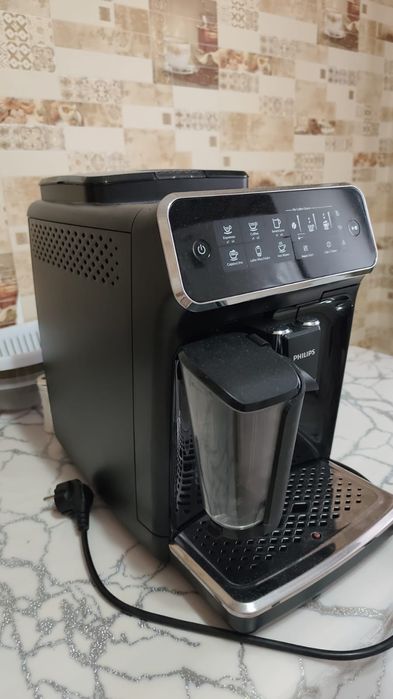 Продам кофемашину Philips