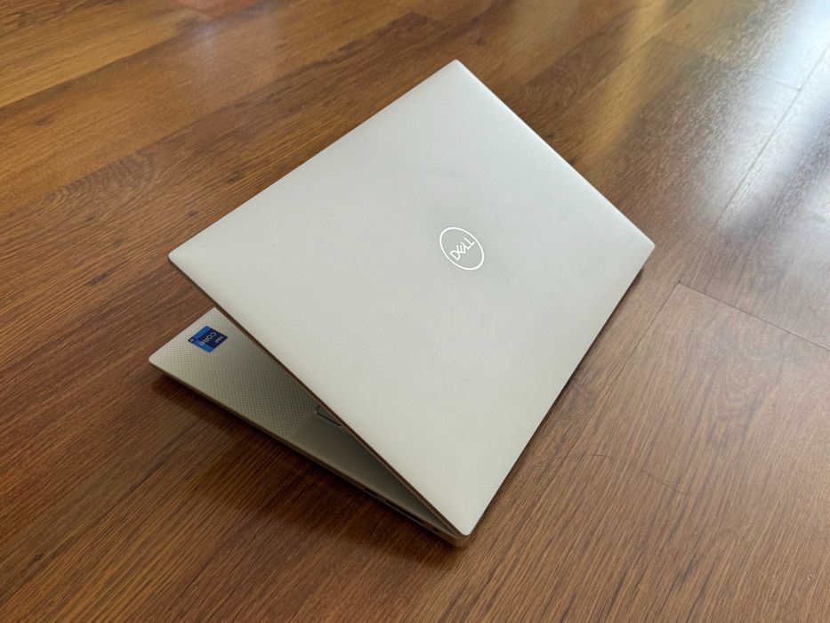 15.6' 3.5K OLED Touch i9-12900HК DELL XPS 9520 32GB DDR5/1TB NVMe/Nvidia RTX 3050 Ti/Win 11/Бат 8ч