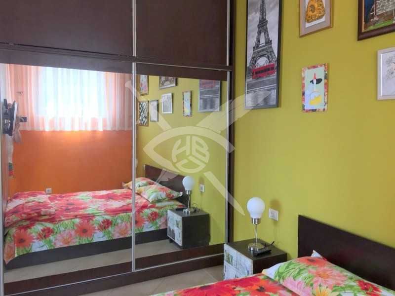 Продава се Едностаен апартамент в Созопол - 54 кв.м за 1945 €/кв.м - Снимка #2