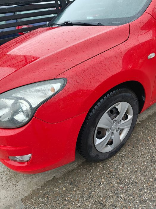 Vând Hyundai i30 - preț 3700 euro negociabil