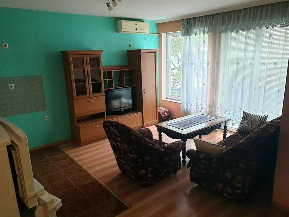 Дава се под наем Двустаен апартамент в Бургас, Възраждане - 60 кв.м за 234.6 € - Снимка #1