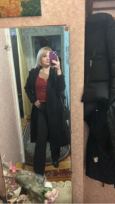 Продам пальто , размер 42