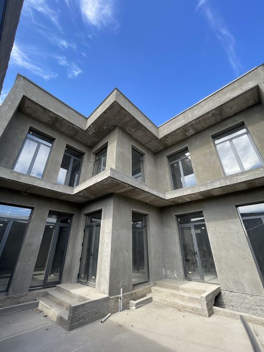 Продается угловой компактный дом, ипотека