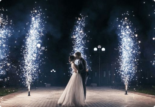 Салюты и холодный фонтаны скитка