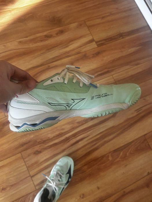 Mizuno Wave Mirage 5