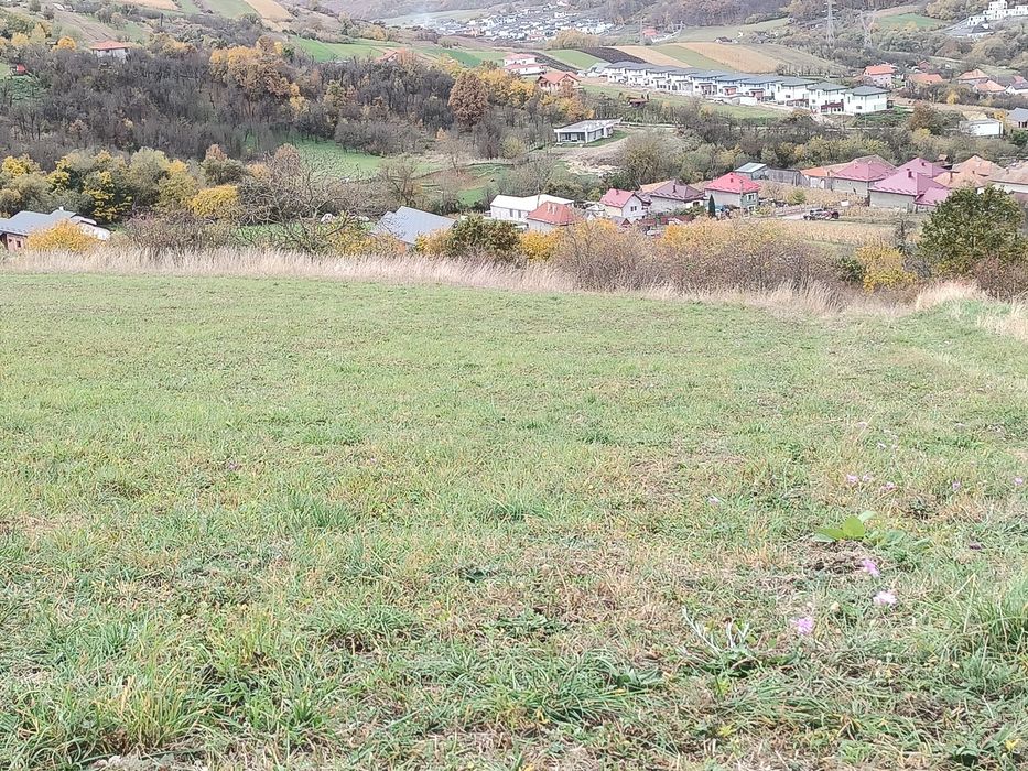 Vând parcele teren in Popești deal extravilan  la limită cu intravilan