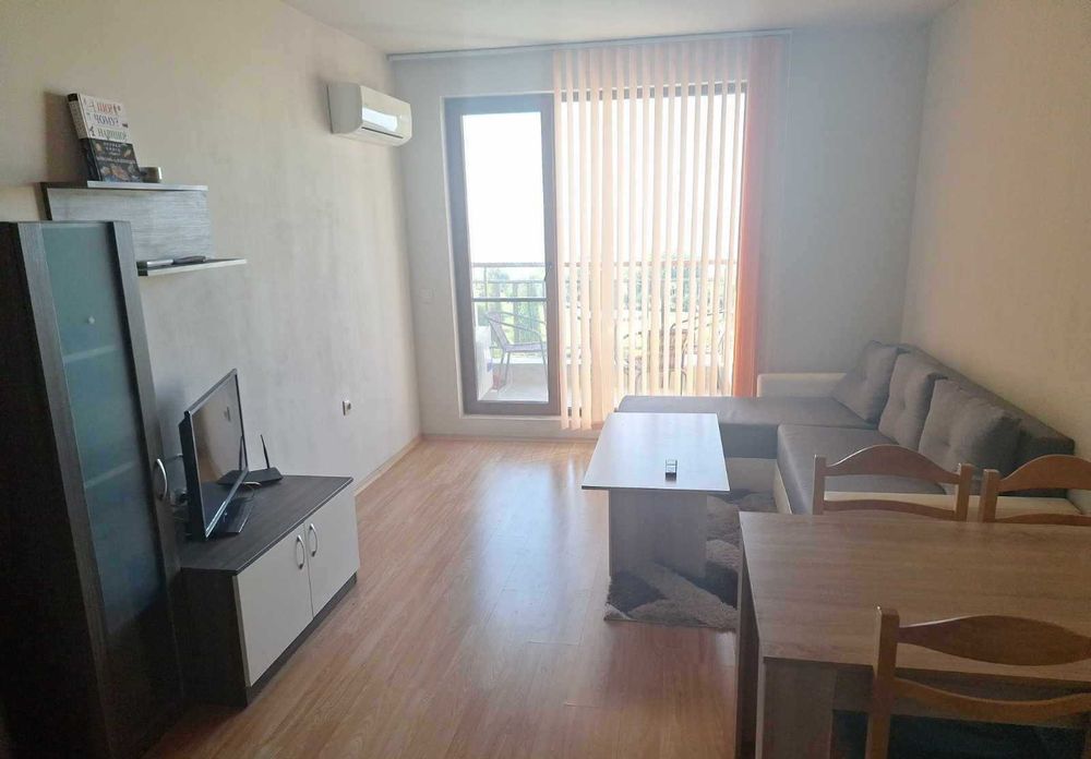 Дава се под наем Двустаен апартамент в Бургас, Сарафово - 65 кв.м за 357 € - Снимка #1