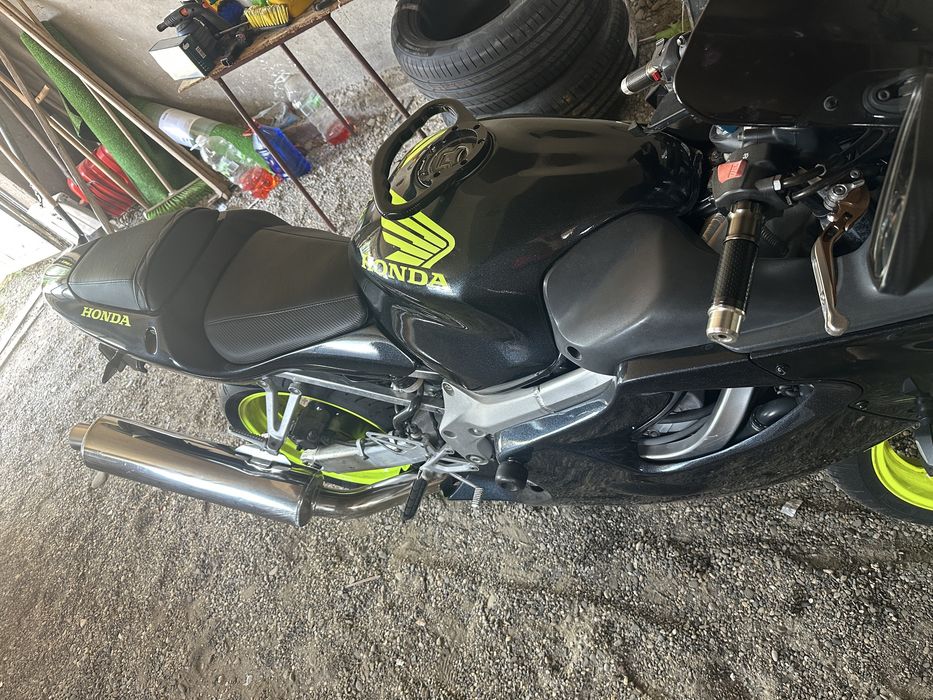 De vanzare honda cbr f4i 600