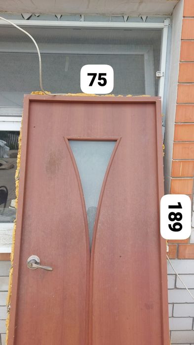 Продам дверь б.у.