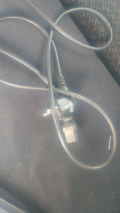 Vând cablu PC plus etc