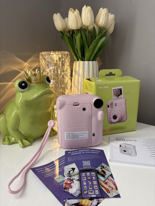 Фотоапарат за моментни снимки FUJIFILM INSTAX MINI 12 BLOSSOM PINK