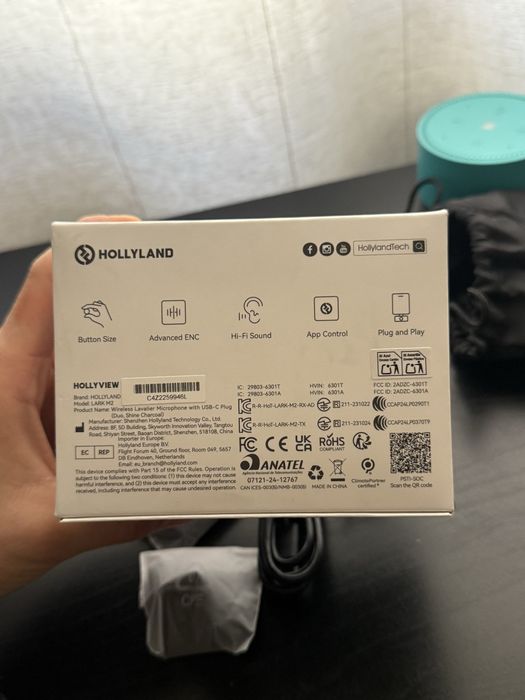 Hollyland lark m2 петлички микрофон