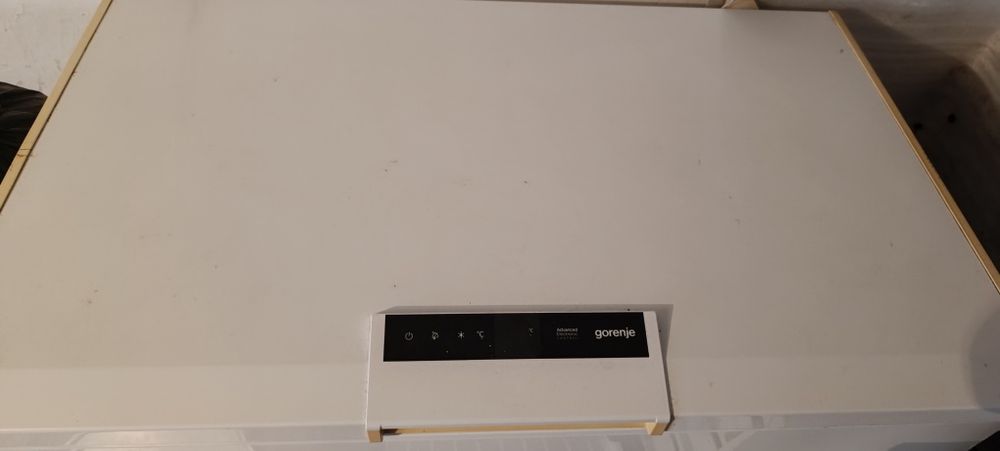 Продаётся морозильная камера состояние хорошее. Морозит хорошо.