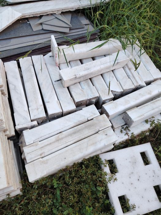 Marmură și stalpisori