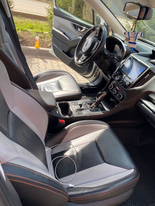 Срочно продается машина Subaru XV 2020 года!