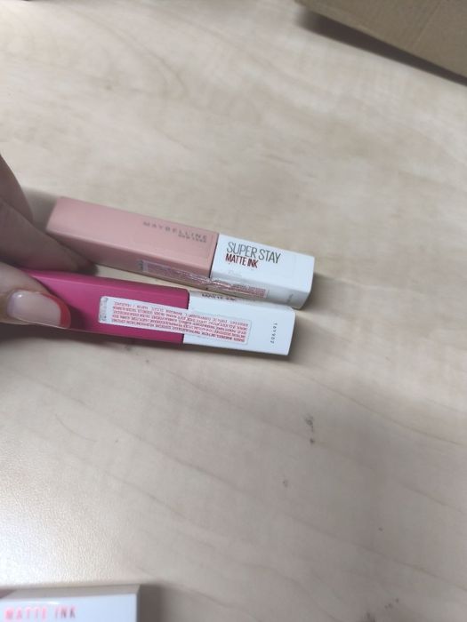 Glosuri maybelline