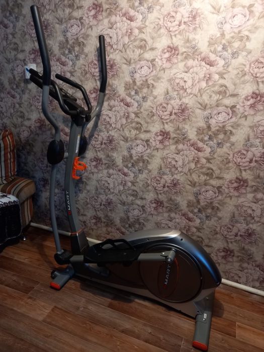 Эллиптический тренажер ОМА 8900 Е52