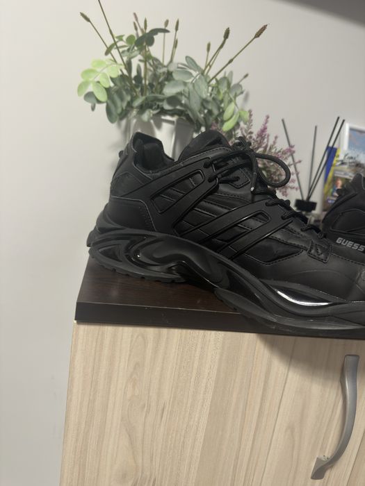 Мъжки обувки Guess