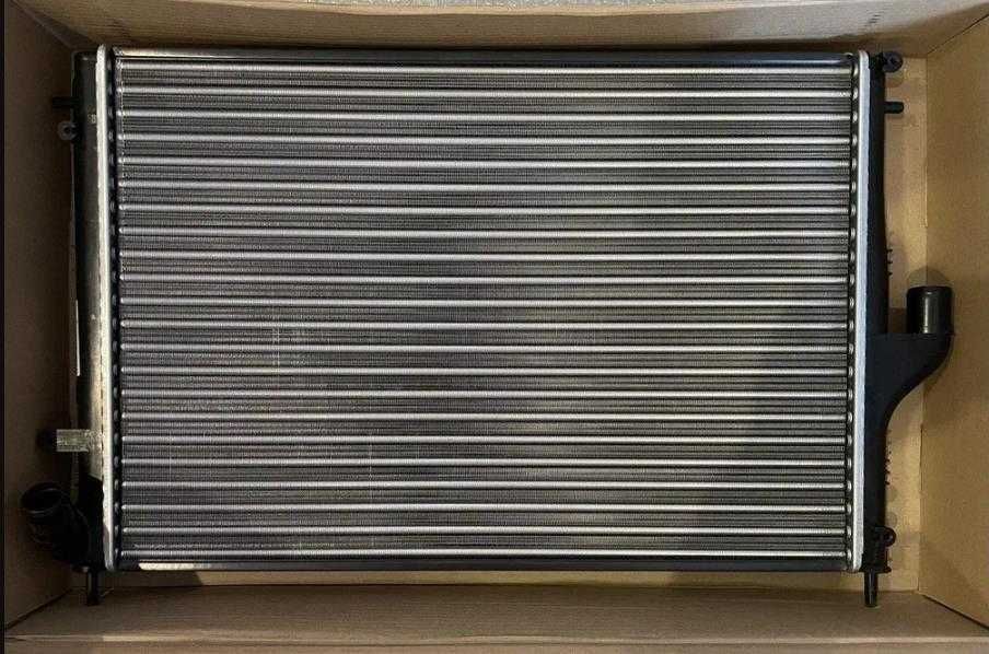 Радиатор Lada Largus, Renault Duster Logan Sandero