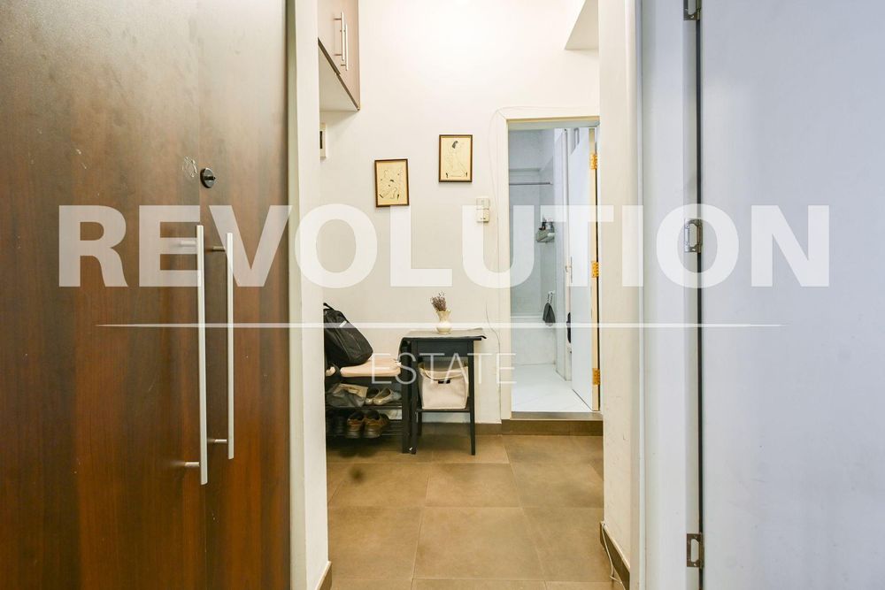 Продава се Двустаен апартамент в София, Оборище - 101 кв.м за 1818 €/кв.м - Снимка #7