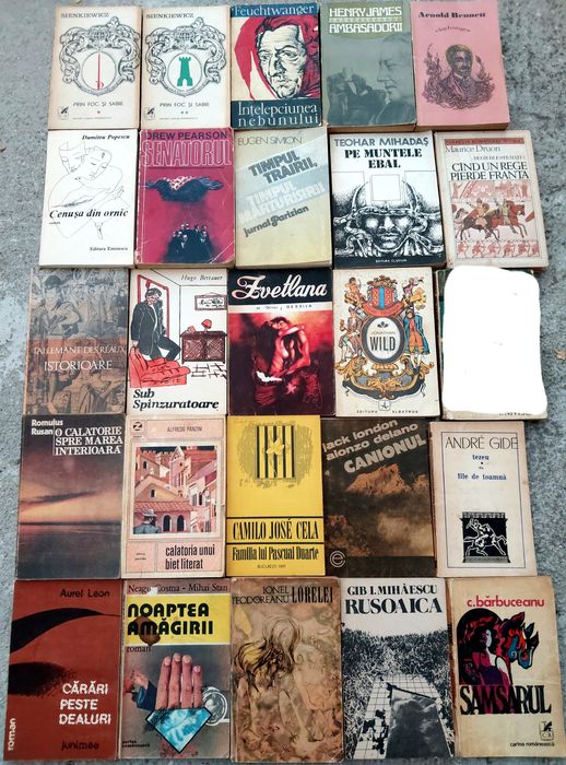 Vând cărți la prețuri începând de la 2 LEI/CARTE!
