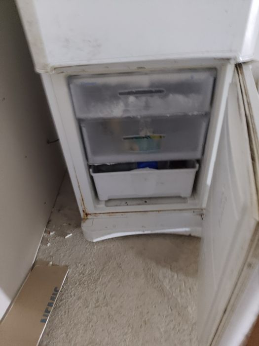 Продам холодильник, INDESIT, рабочий!