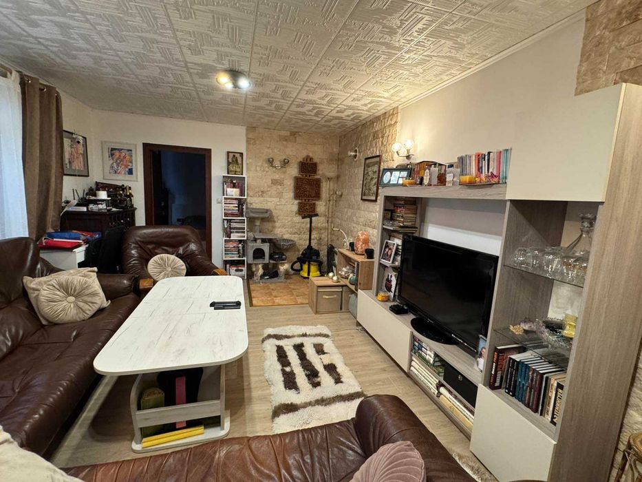 Продава къща в с. Негушево