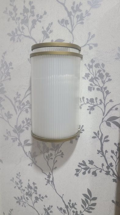 Винтажный настенный светильник в стиле ампир