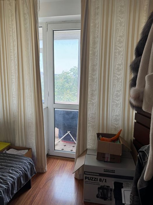 Vand apartament 3 camere Calea Grivitei