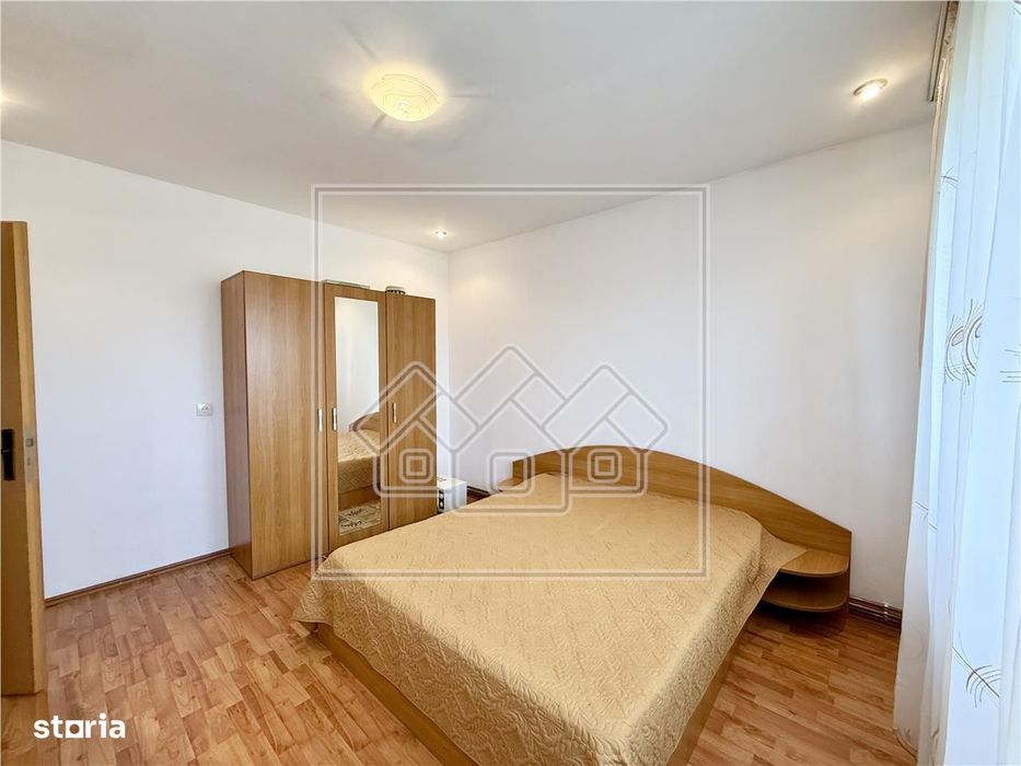 Apartament cu 4 camere, la casa, cu curte - Calea Tunisorului, Sibiu