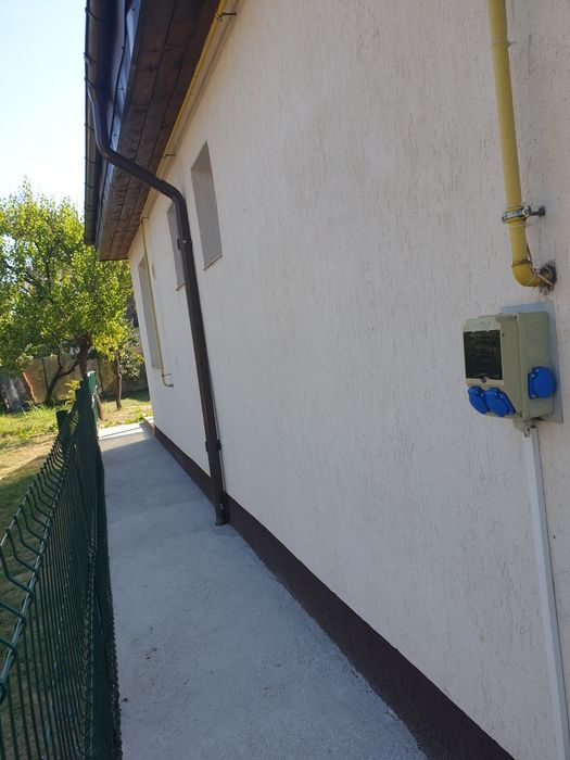 Ofer la închiriere casa în iasi Cantemir, zona foarte bunăi