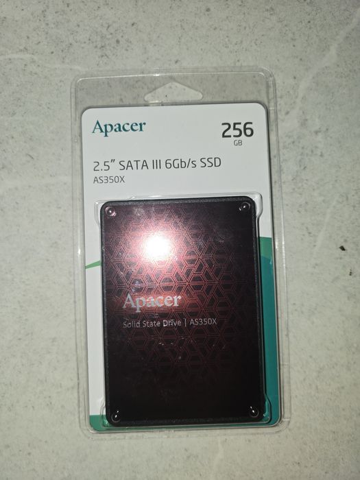 Продам ssd диски 256gb новые.