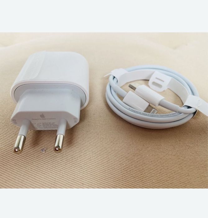 Incarcator Fast Charger OEM 20W + Cablu Type C Compatibil Iphone