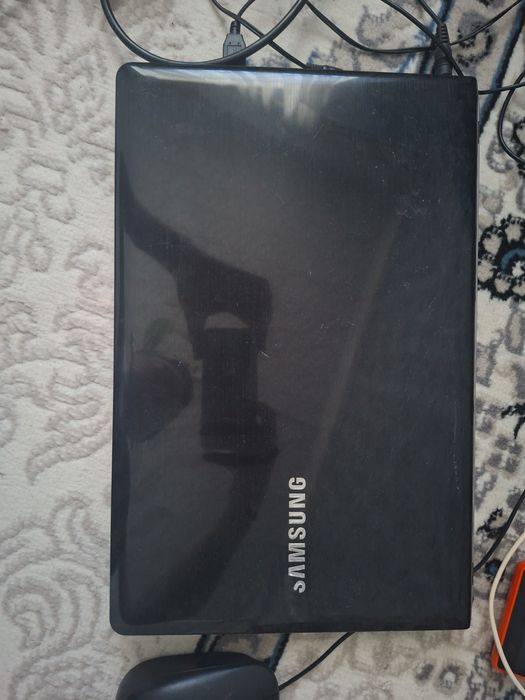 Samsung noutbuk 15.6 diagonal
