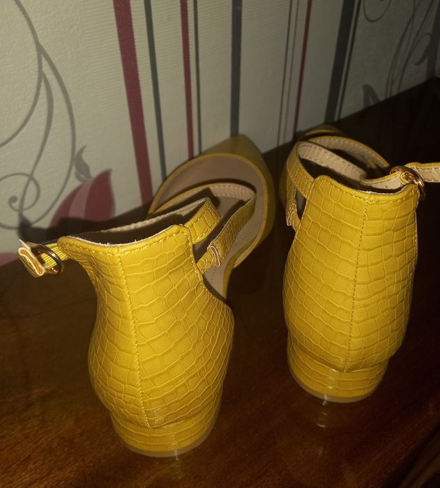 Нови, дамски обувки.