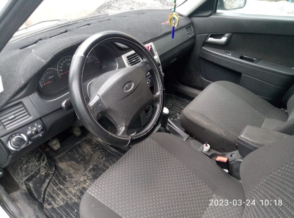 Срочно продам Приору!