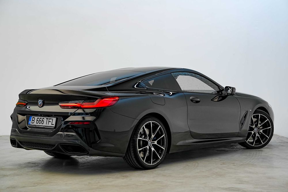 BMW 8 Series 2018 — imagine 3