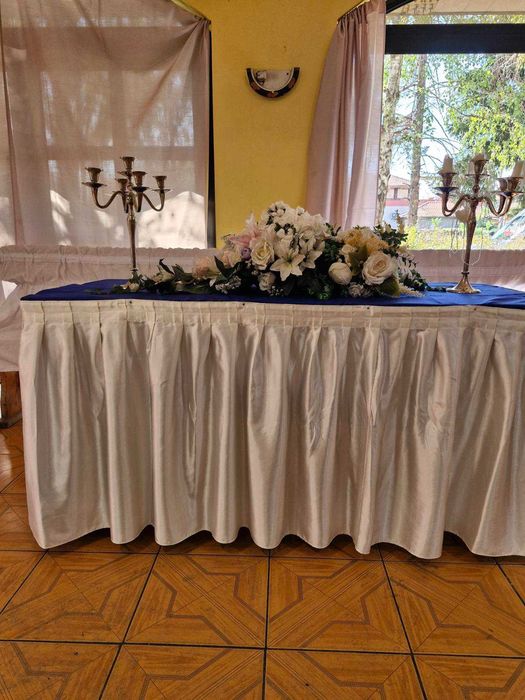 Драперия празнична за маса