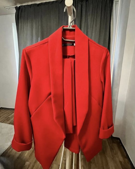 Женские пиджаки