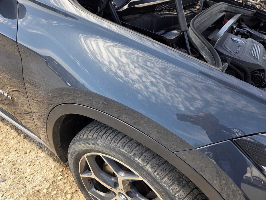 Aripa fata stanga dreapta BMW X1 F48 culoare Atlantikgrau Metallic C09