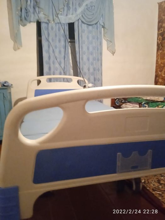 Медицинский кровать